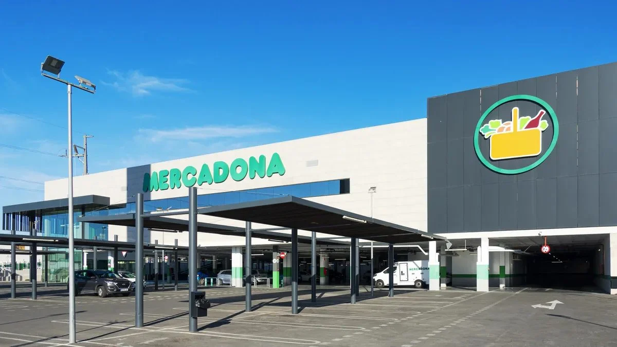Colas infinitas en Mercadona por el nuevo perfume especial para Navidad