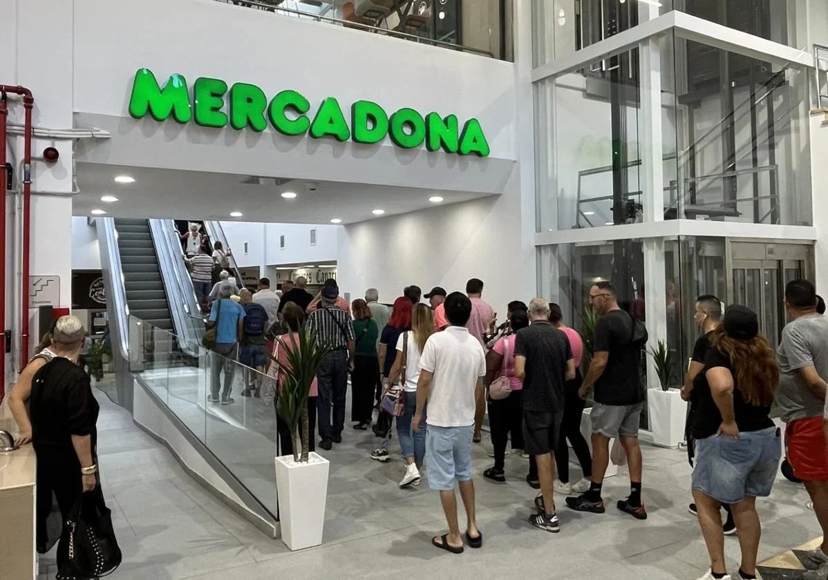 Colas infinitas en Mercadona por el producto para adornar postres