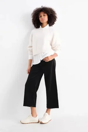 Regresa el estilo de los 70 con estos pantalones de pana de C&A que vuelan de las tiendas 57 Merca2.es El pantalón de pana que necesitas este invierno