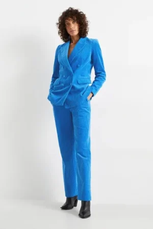 Regresa el estilo de los 70 con estos pantalones de pana de C&A que vuelan de las tiendas 59 Merca2.es Vuelve el estilo de los 70 con este pantalón de pana