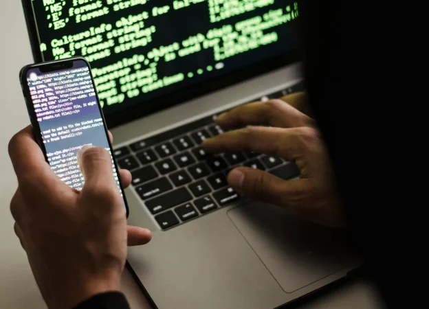 El sofisticado método para conocer la ubicación de otra persona por WhatsApp 