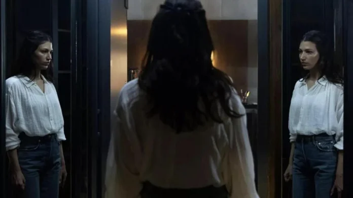 Úrsula Corberó protagoniza un oscuro thriller en Disney Plus junto a un asesino de élite