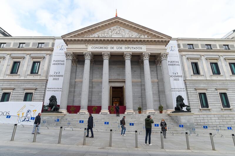 El Congreso adjudica sus nuevos contratos de luz y gas por 2,2 millones al año