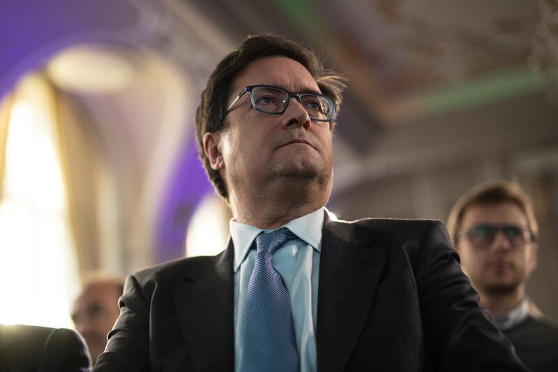El PSOE propone multar a las empresas que incumplan el derecho a la desconexión digital en el Congreso