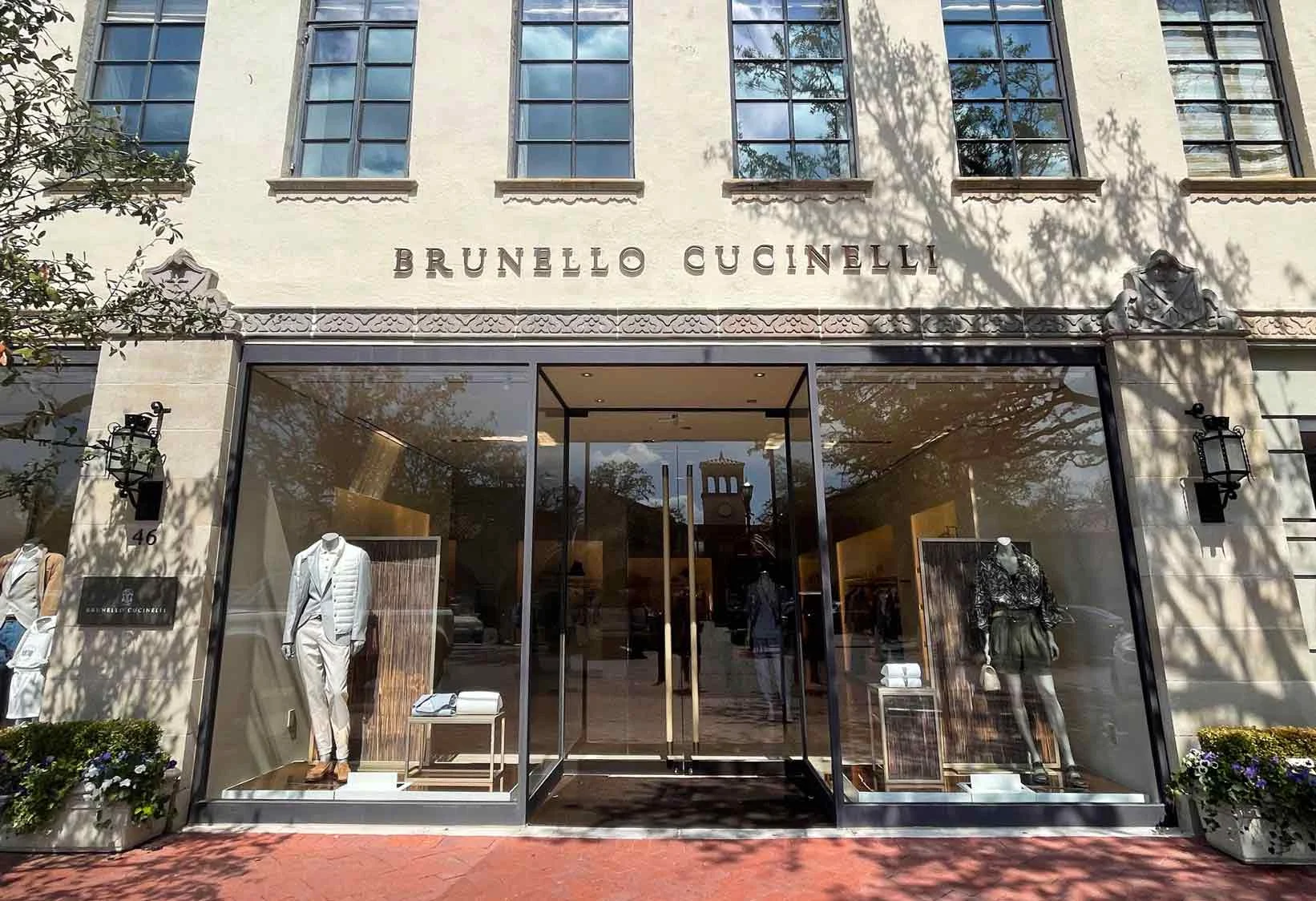 Brunello Cucinelli aumenta sus  precios para crecer un 10% en 2025