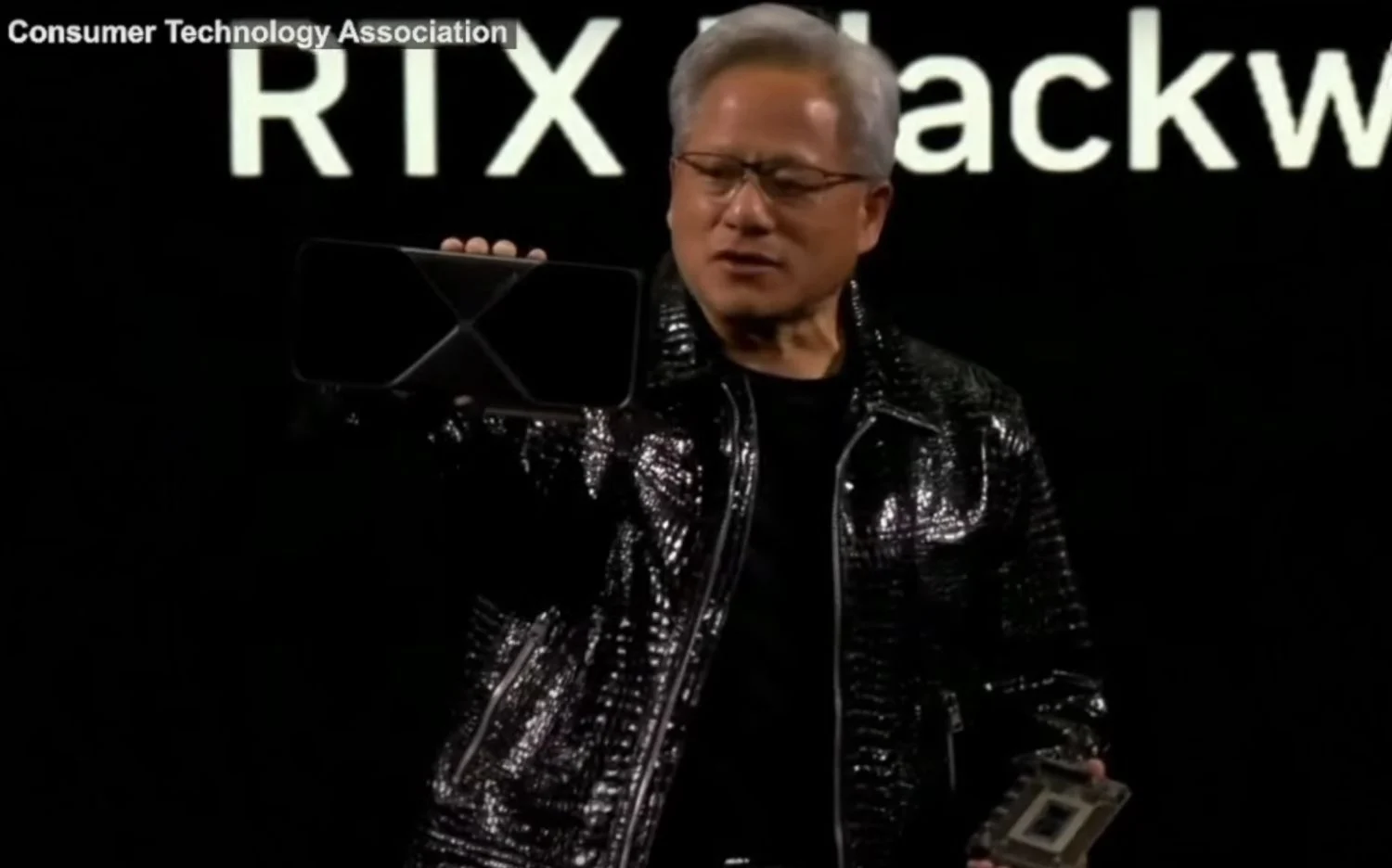 Nvidia triunfa en el CES y en la bolsa al apostar por la IA en videojuegos y coches autónomos