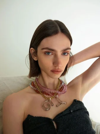 El accesorio de Parfois que eleva cualquier outfit al siguiente nivel 5 Merca2.es Collar Multicor de Cuentas