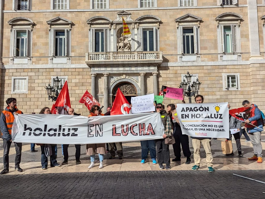 Holaluz pasa la guadaña de los despidos sobre una plantilla diezmada por las bajas voluntarias