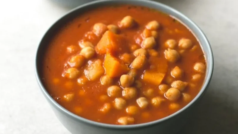 Enfréntate al frío con este plato de cuchara muy sencillo de hacer: Garbanzos con chorizo 88 Merca2.es Este es el momento de los consejos adicionales