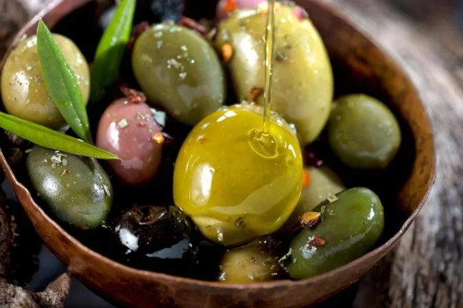 Principales nutrientes que aportan las aceitunas