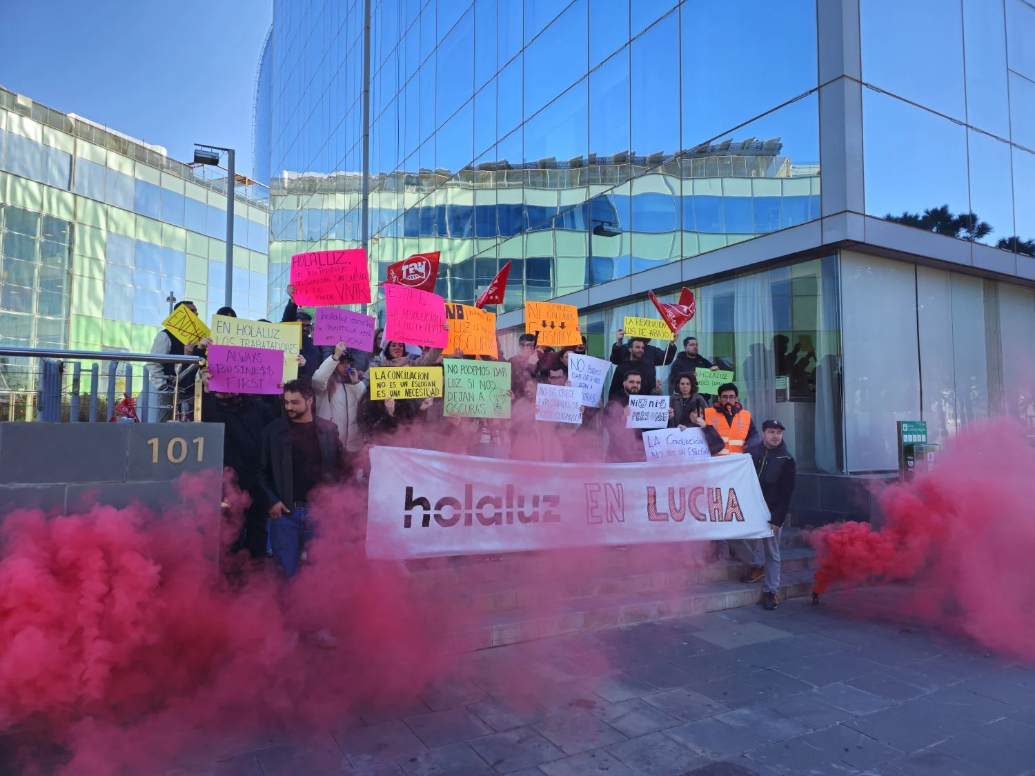 Holaluz, denunciada ante Inspección de Trabajo por restringir el derecho a huelga