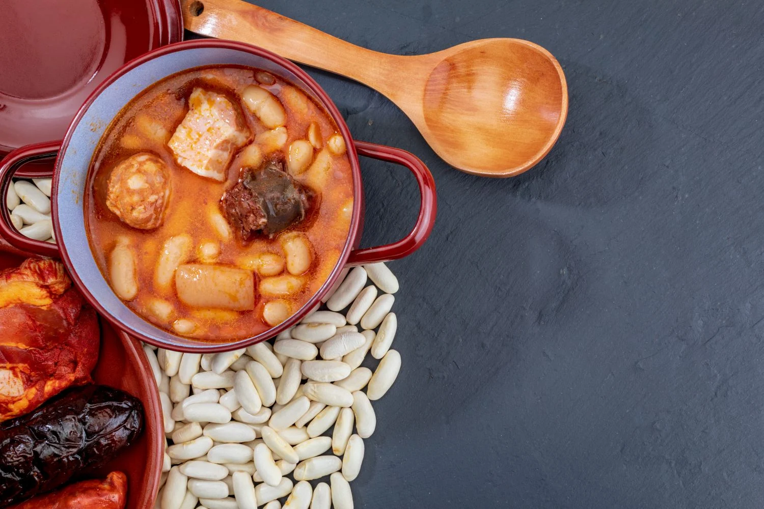 Quítate el frío con esta auténtica receta de fabada asturiana