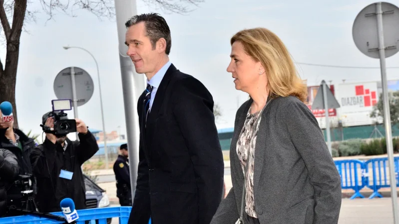 Revelan el polémico informe que el CNI pasó a Juan Carlos I sobre la vida secreta de Iñaki Urdangarin 9 Merca2.es La figura de Iñaki Urdangarin va a seguir dando sobre qué hablar
