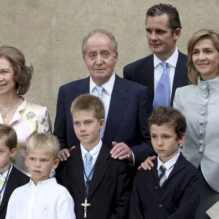 Revelan el polémico informe que el CNI pasó a Juan Carlos I sobre la vida secreta de Iñaki Urdangarin 7 Merca2.es ¿Existe una verdadera relación en la actualidad entre Iñaki Urdangarin y la infanta Cristina?