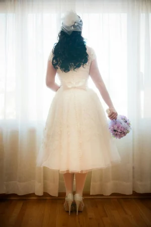 Te contamos de donde viene la tradición de lanzar el ramo de flores en las bodas 5 Merca2.es En Japón