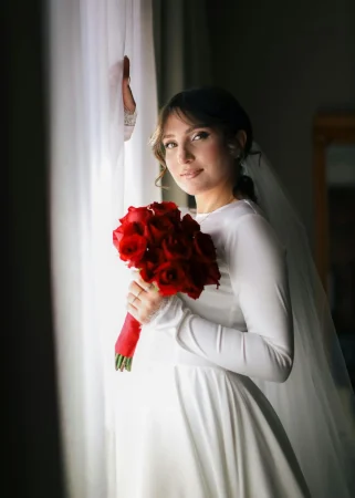 Te contamos de donde viene la tradición de lanzar el ramo de flores en las bodas 6 Merca2.es En el Medio Oriente