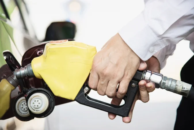 Depósito de gasolina, el lado en el que está revela más de lo que crees