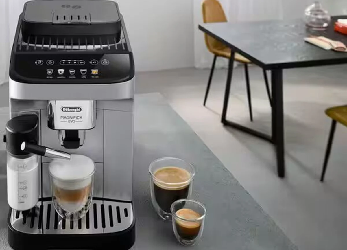 La cafetera superautomática DeLonghi se encuentra rebajada en El Corte Ingles y está llena de sorpresas