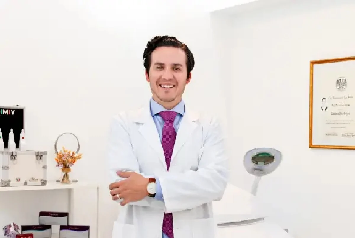 El método de injerto capilar por el Doctor Merlos