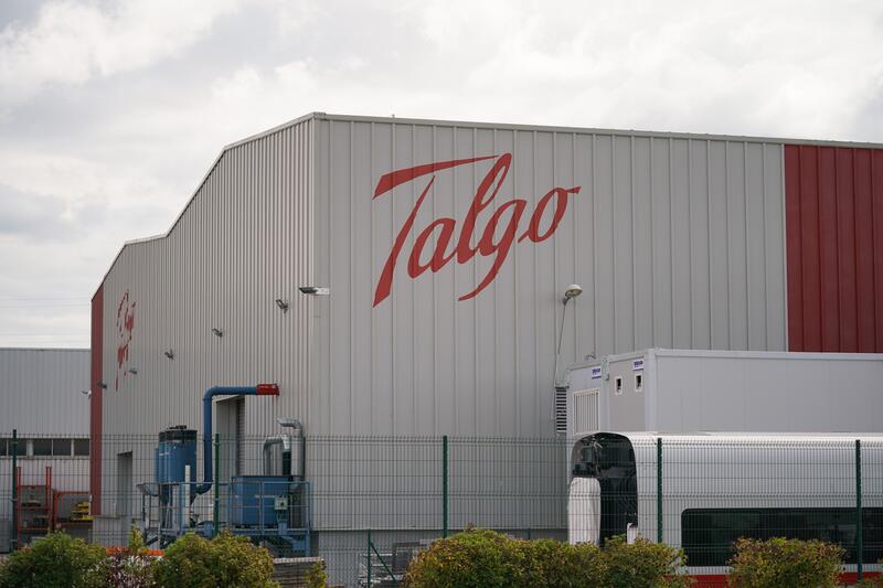 La CNMV suspende la cotización de Talgo tras la oferta de Sidenor, Gobierno vasco, BBK y Vital