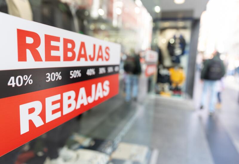 El gasto medio en rebajas se sitúa en 313 euros en 2023, un 9% por debajo del año anterior, según BNP Paribas