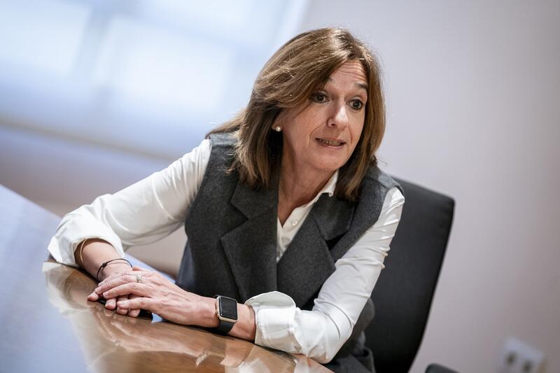 UNESPA impulsa la digitalización: Nueva herramienta de firma digital para corredores de seguros