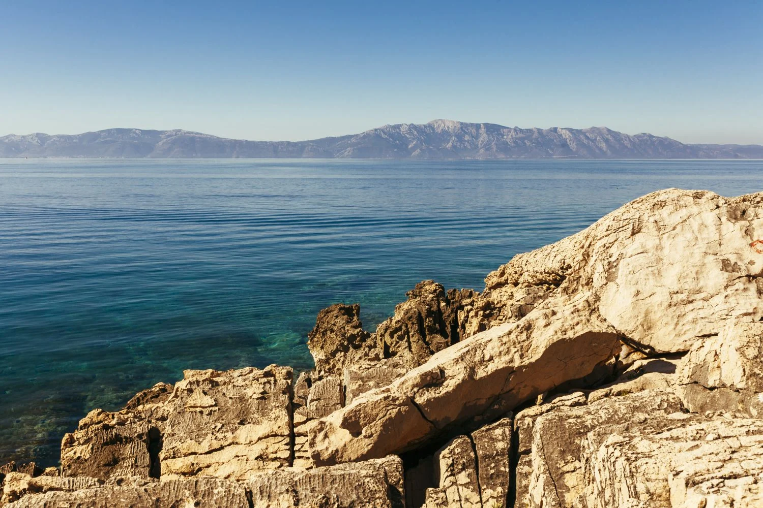 Cabo de Gata, uno de los paisajes costeros más bellos de España