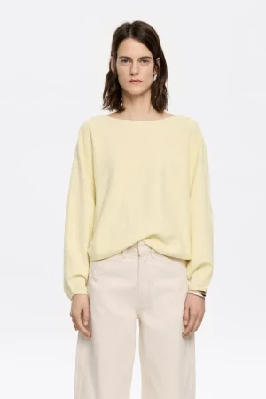 Jersey murciélago amarillo claro