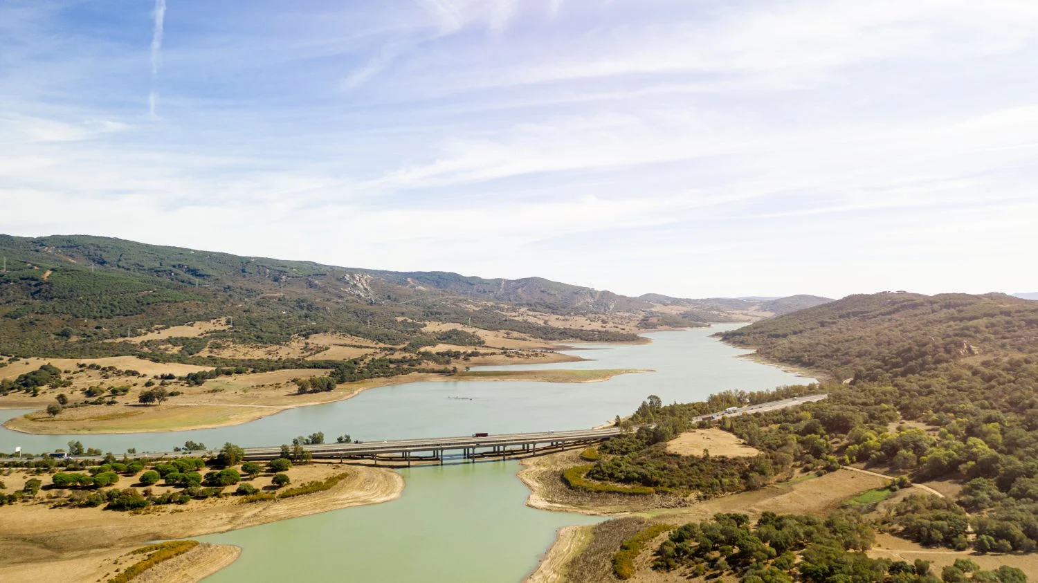 No te pierdas este precioso pueblo rodeado de los “fiordos leoneses”