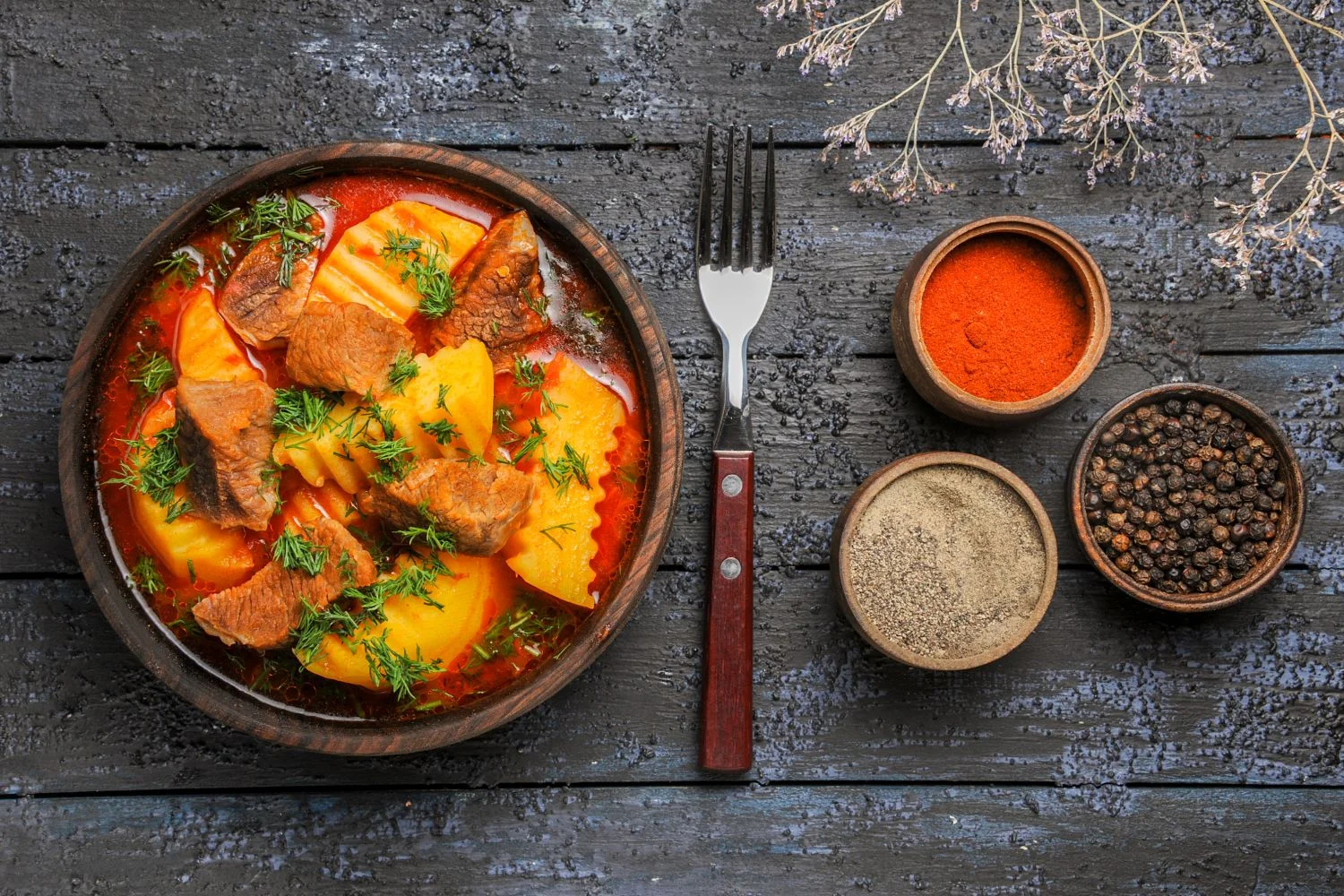 Receta muy barata de guiso de bacalao con verduras y patatas