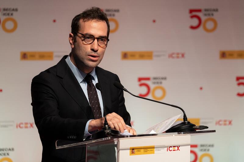 S&P mantiene el rating de España en ‘A’ con perspectiva estable pero avisa del riesgo de los aranceles