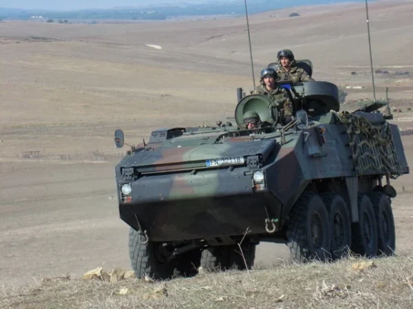 La compra de Santa Bárbara por Indra aceleraría la reindustrialización de la Defensa en Europa 27 Merca2.es Vehículo de combate Piraña de la Armada Española realizado por Santa Bárbara (Fuente: Agencias)