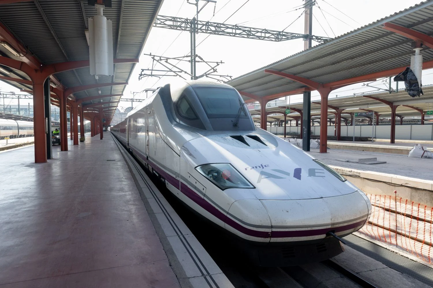 Ouigo e Iryo hacen su agosto con la huelga de Renfe