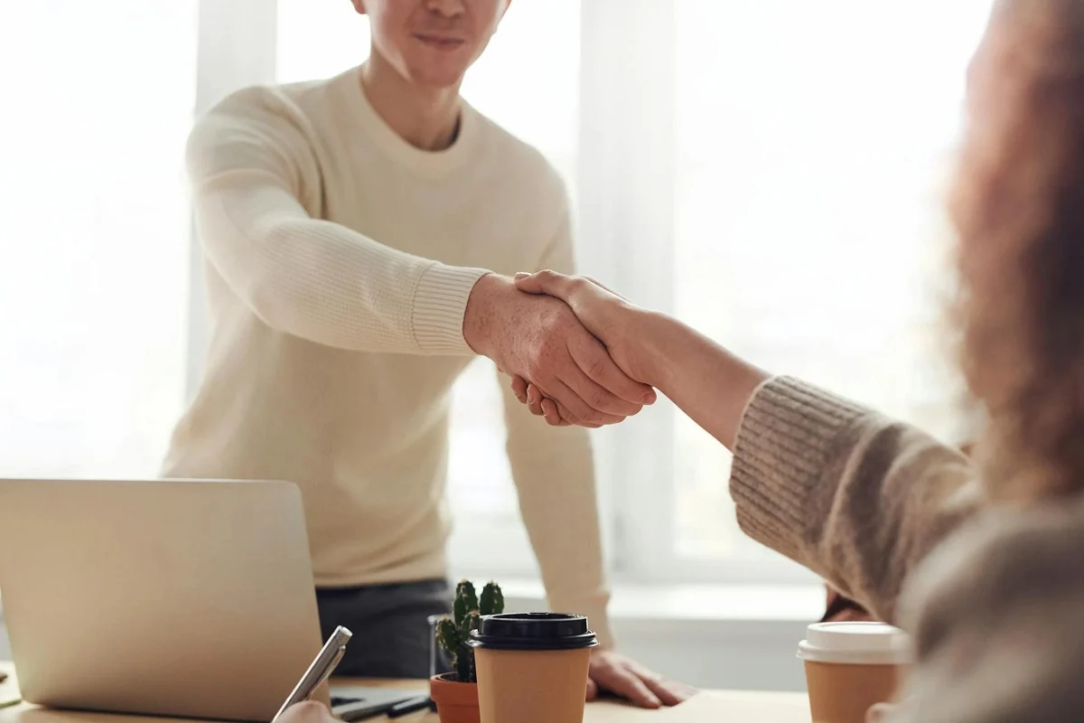 Cómo fidelizar a tus clientes y convertirlos en embajadores de tu marca