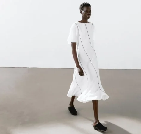 Los vestidos de Massimo Dutti que te convertirán en la más estilosa esta primavera 7 Merca2.es 1. Vestido fluido con contrastes de la nueva colección de Massimo Dutti