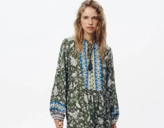 Zara está ya preparada para la primavera con su colección de vestidos clásicos 54 Merca2.es Vestido largo boho estampado - 39,95 €