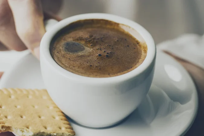 Si te gusta el café casero, esto te interesa: la OCU afirma que esta es la mejor cafetera del mercado 42 Merca2.es cafe 10 Merca2.es