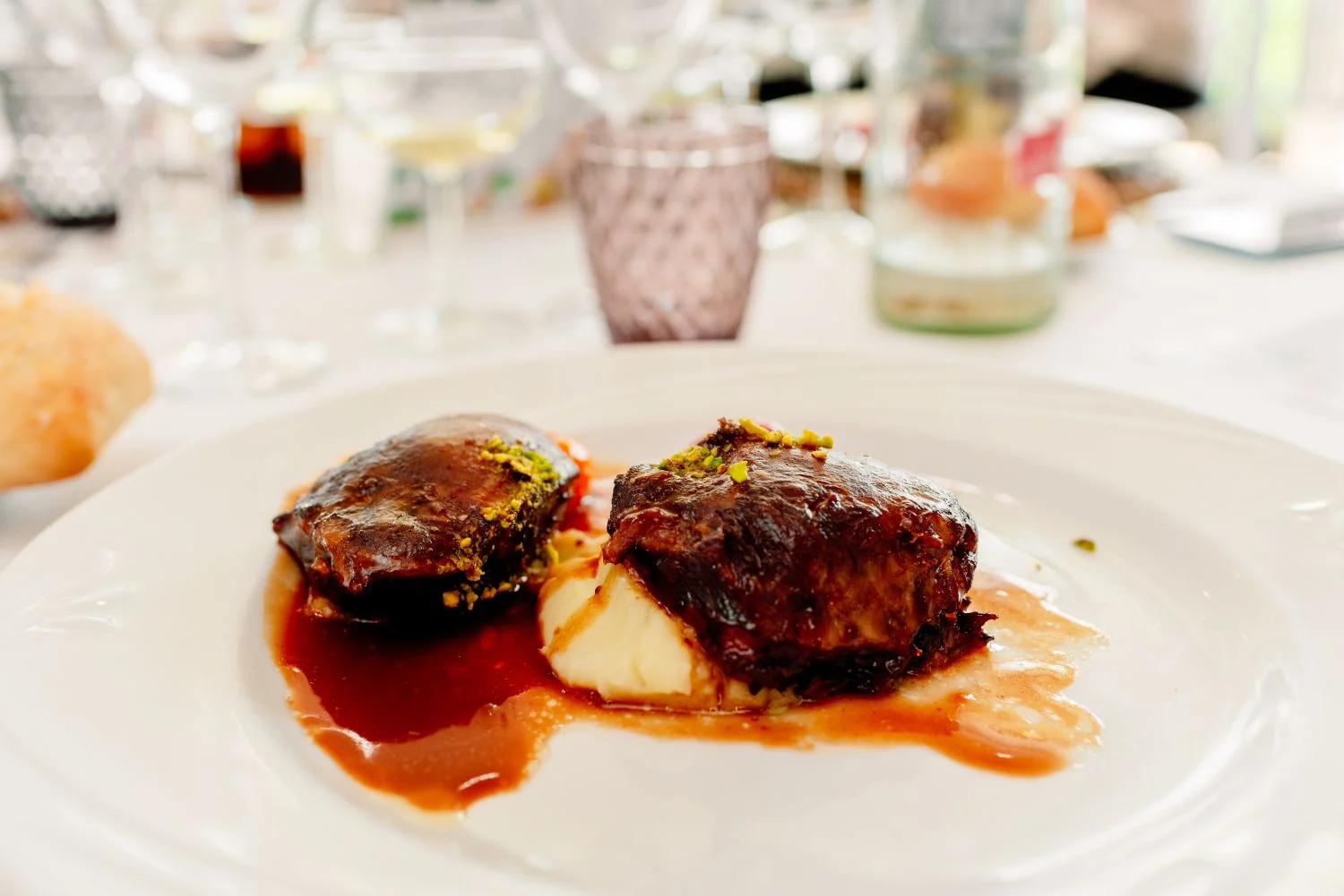 Carrilleras de ternera al vino tinto: una delicia culinaria