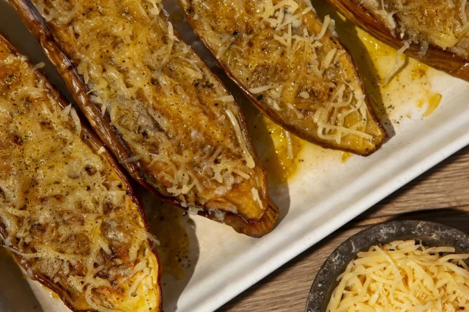 Ingredientes para las berenjenas al horno rellenas de carne