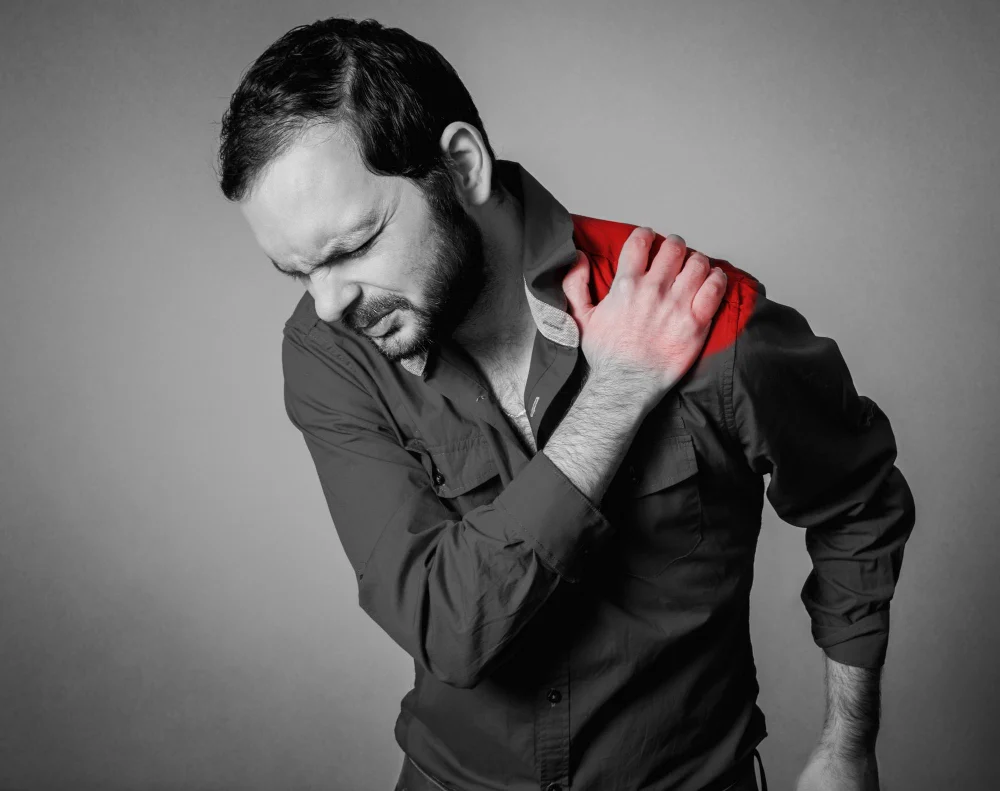 El dolor ‘fantasma’ en el hombro que podría ser una señal temprana de un problema en el corazón