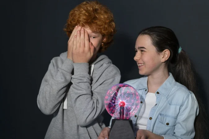 ¿A quién afectan más psicológicamente la RRSS, a los chicos o a las chicas? 2 Merca2.es El impacto de las RRSS o redes sociales en las chicas