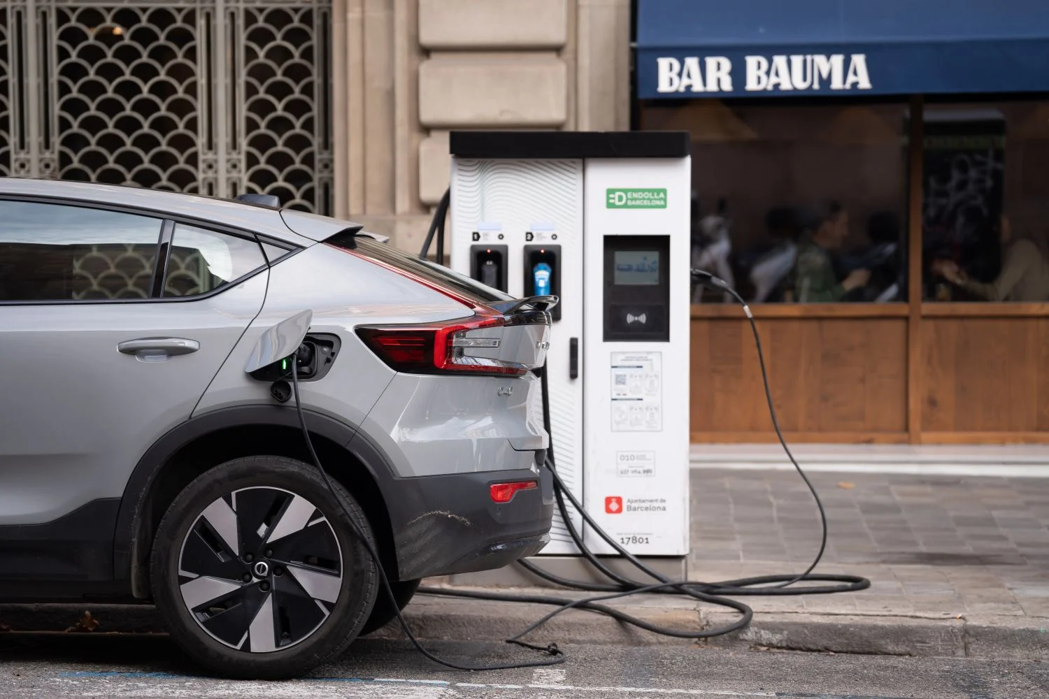 Los beneficios del mercado automovilístico europeo caen un 45%