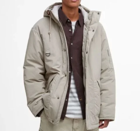 La lluvia te va a acabar gustando con la oferta de El Corte Ingles en la chaqueta Barbour impermeable Merca2.es