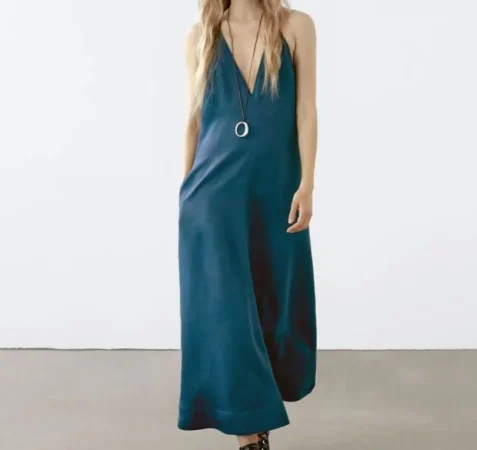 Vestido fluido midi: de la oficina a la terraza