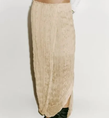Falda doblada (129 euros)