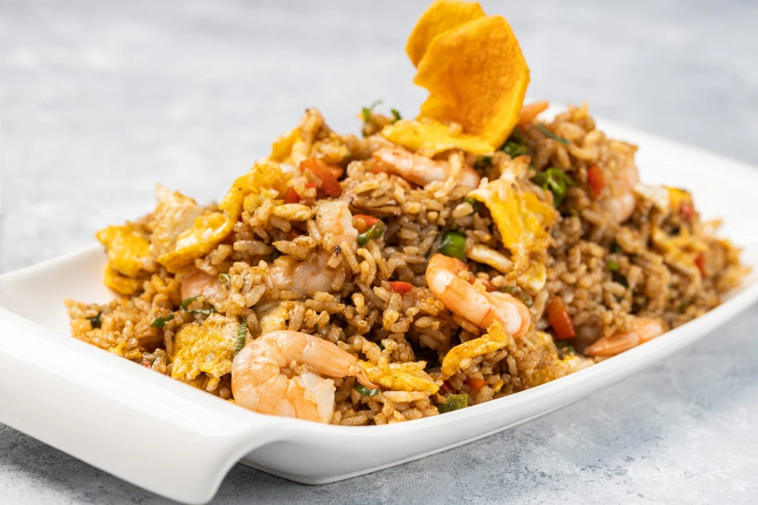 Arroz frito con langostinos al estilo Thai: Un placer de lo más exótico
