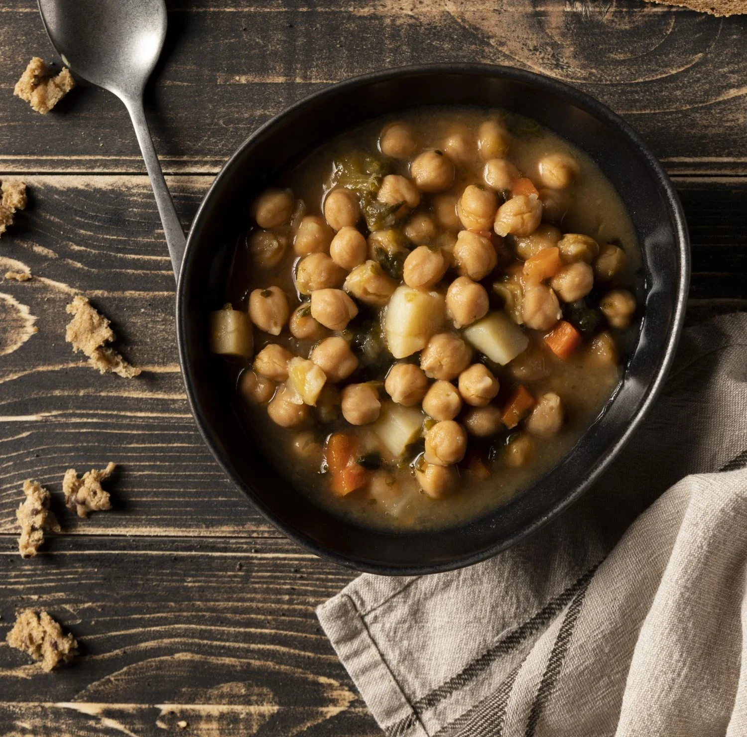 Garbanzos con espinacas: Un plato típico de la Semana Santa sevillana