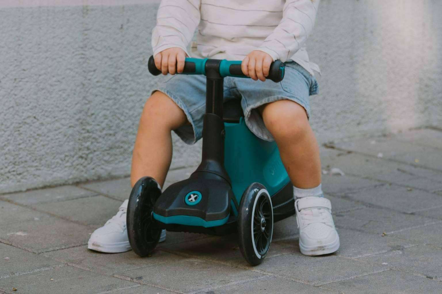 El primer patinete para el bebé; Guía completa para padres