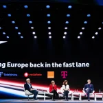 Europa estudia permitir concentrarse a empresas como Telefónica, Orange, Vodafone o Deutsche Telekom