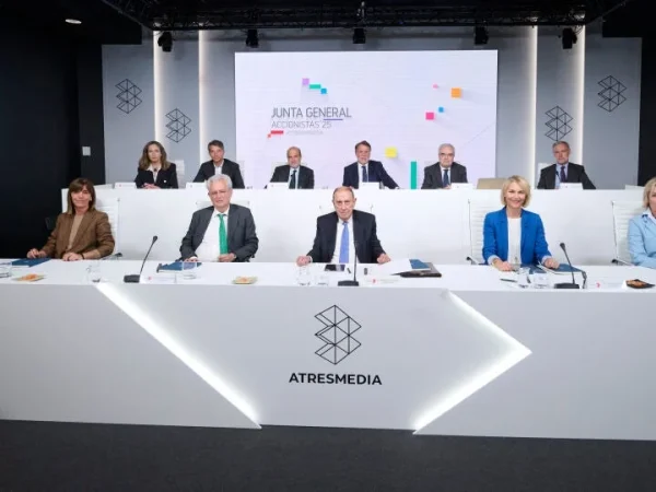 José Miguel Contreras asalta el control de Movistar Plus+ de la mano de Jorge Pezzi 1 Merca2.es Atresmedia Merca2.es